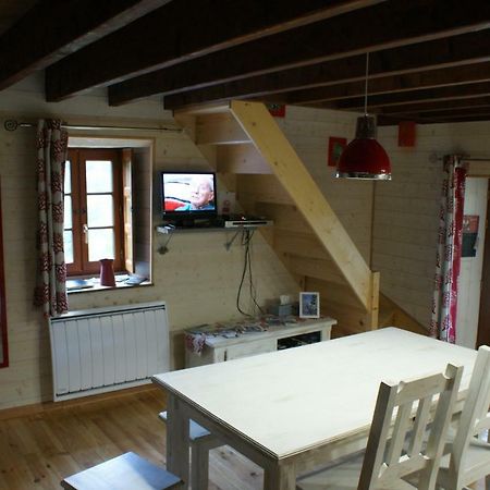Le gîte de Chomet La Tour-dʼAuvergne Extérieur photo