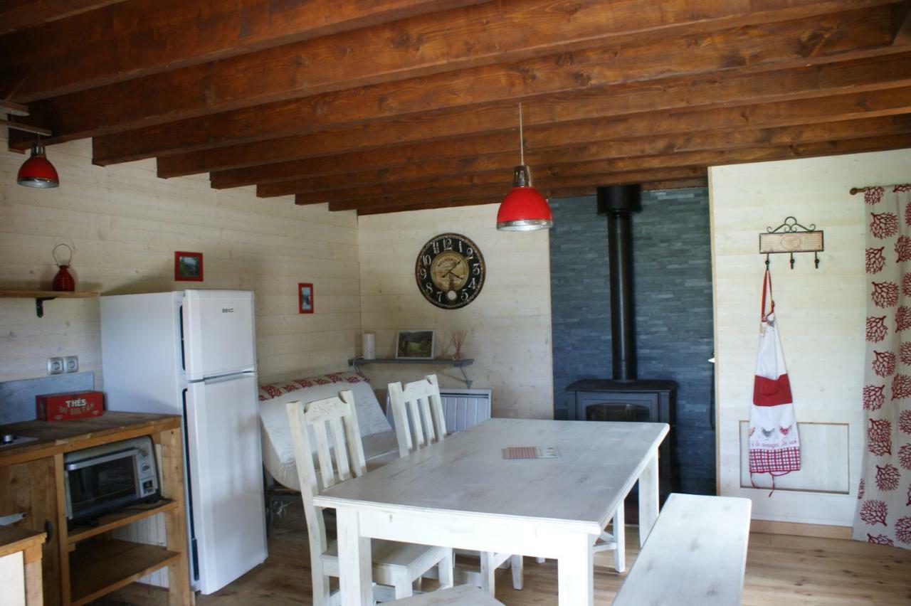 Le gîte de Chomet La Tour-dʼAuvergne Extérieur photo
