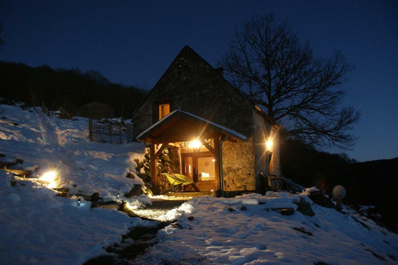 Le gîte de Chomet La Tour-dʼAuvergne Extérieur photo