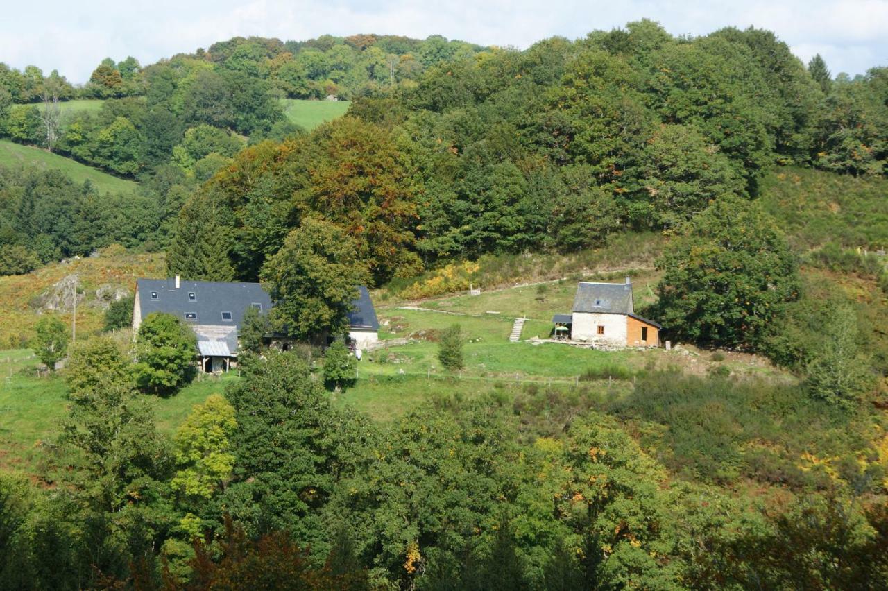 Le gîte de Chomet La Tour-dʼAuvergne Extérieur photo